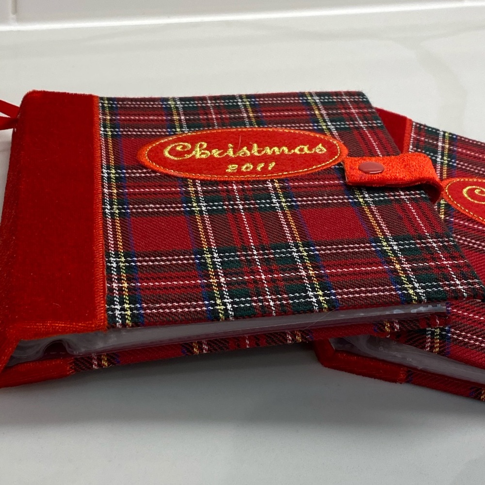 CHRISTMAS PLAID EMBROIDERED SET OF 5 MINI ALBUMS NEW - Picture 11 of 11
